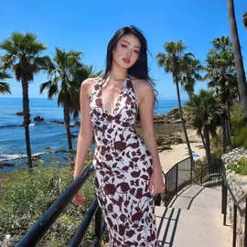 美拉德玫瑰斜裁露背挂脖露背系带复古印花连衣裙24年夏季碎花裙