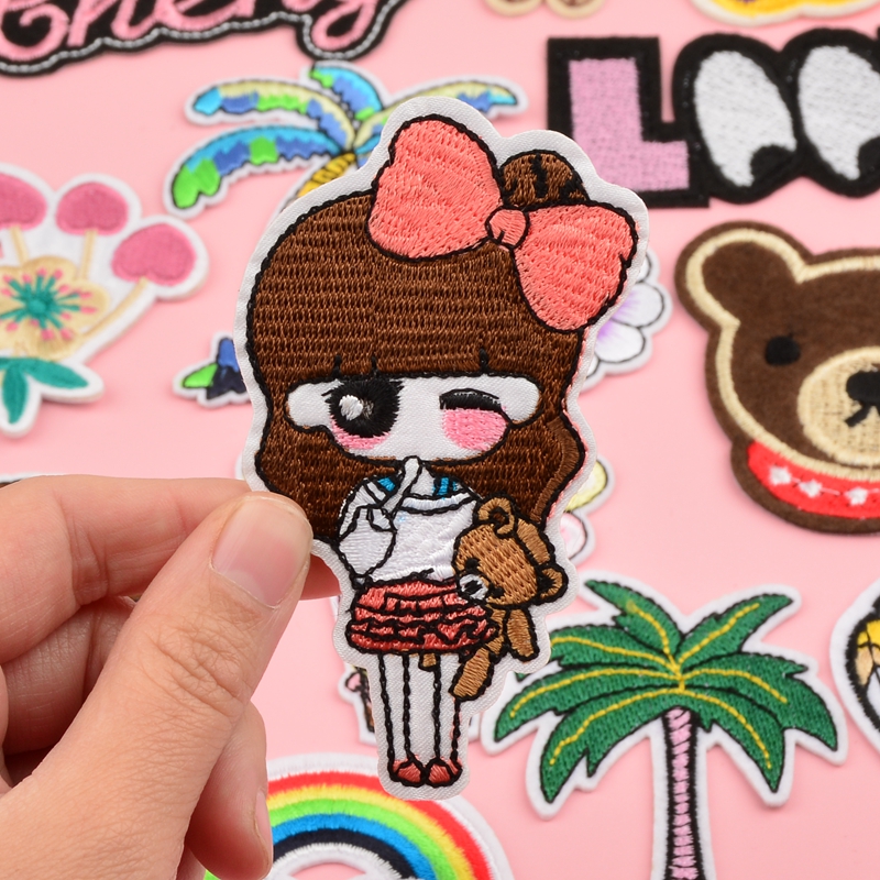 卡通儿童刺绣布贴DIY时尚补丁贴自粘羽绒衣服裤子修补洞贴装饰贴