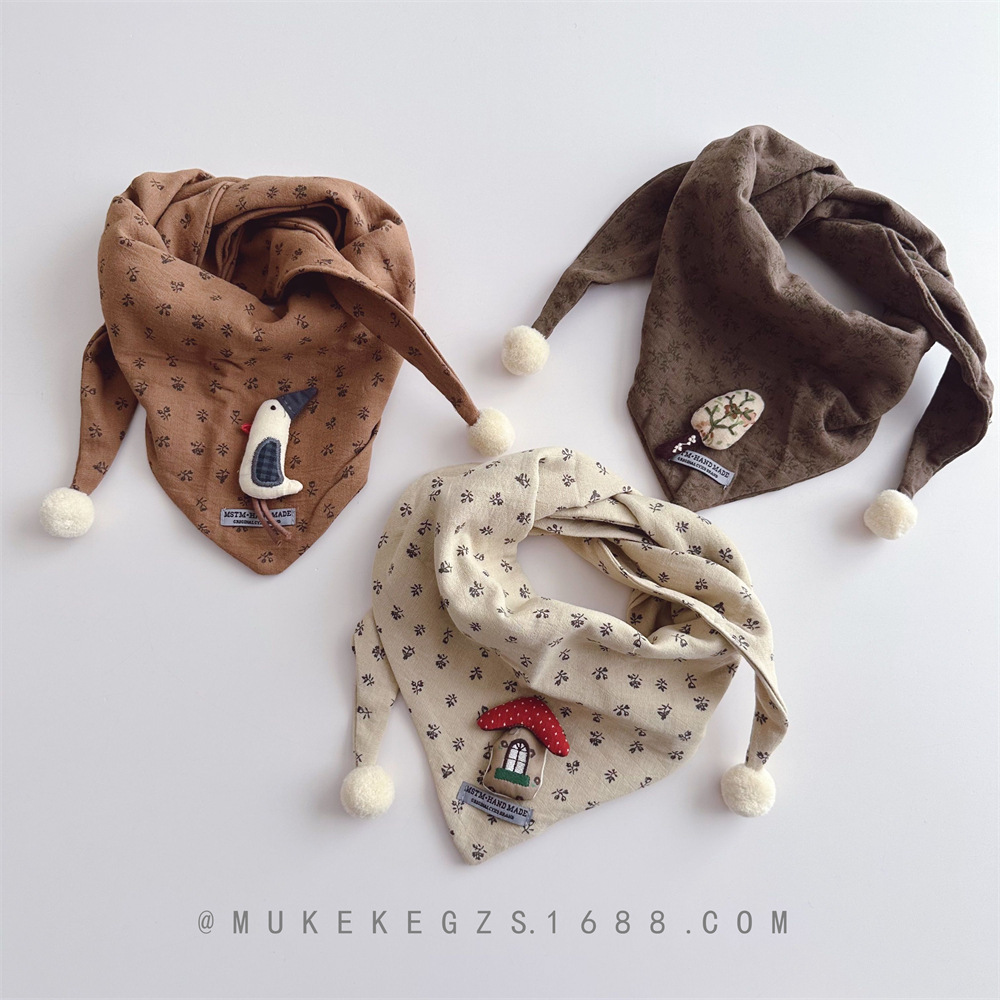 韩版复古儿童布艺三角巾 超萌卡通小围巾洋气宝宝凹造型小领巾