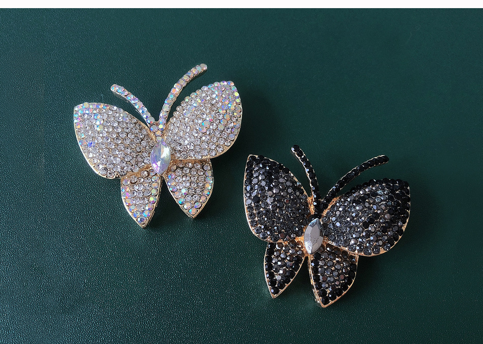 Classic Style Butterfly Alloy Rhinestone Women's Brooches display picture 1