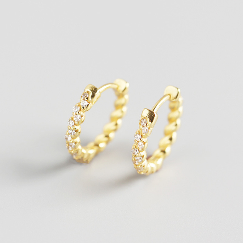 geometric twist winding diamond temperament wild ear buckle trendy earringspicture2