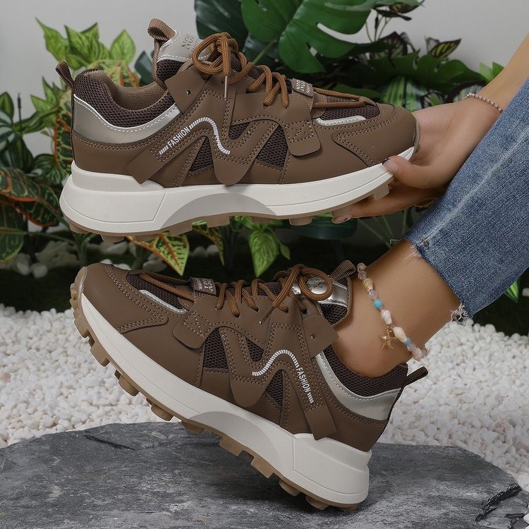 European and American Style Solid Color Women's Sneakers 2025 Spring New Breathable Mesh Fashion Export Sports Shoes Women's Durable Shoes