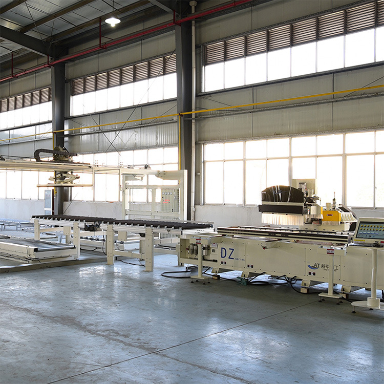 数控木工机械-柔性门扇生产线木门加工