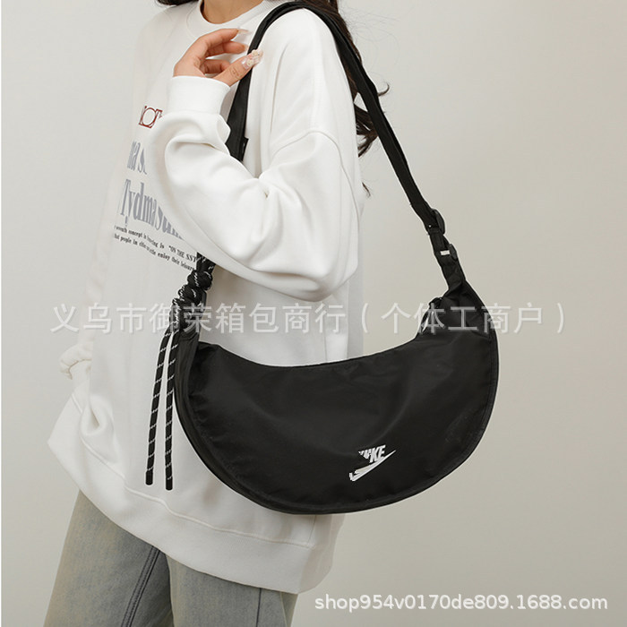 Nylon Crossbody Bag Women's Casual Letter Printed Logo Dumpling Bag Large Capacity Shoulder Bag Outdoor Travel Bag