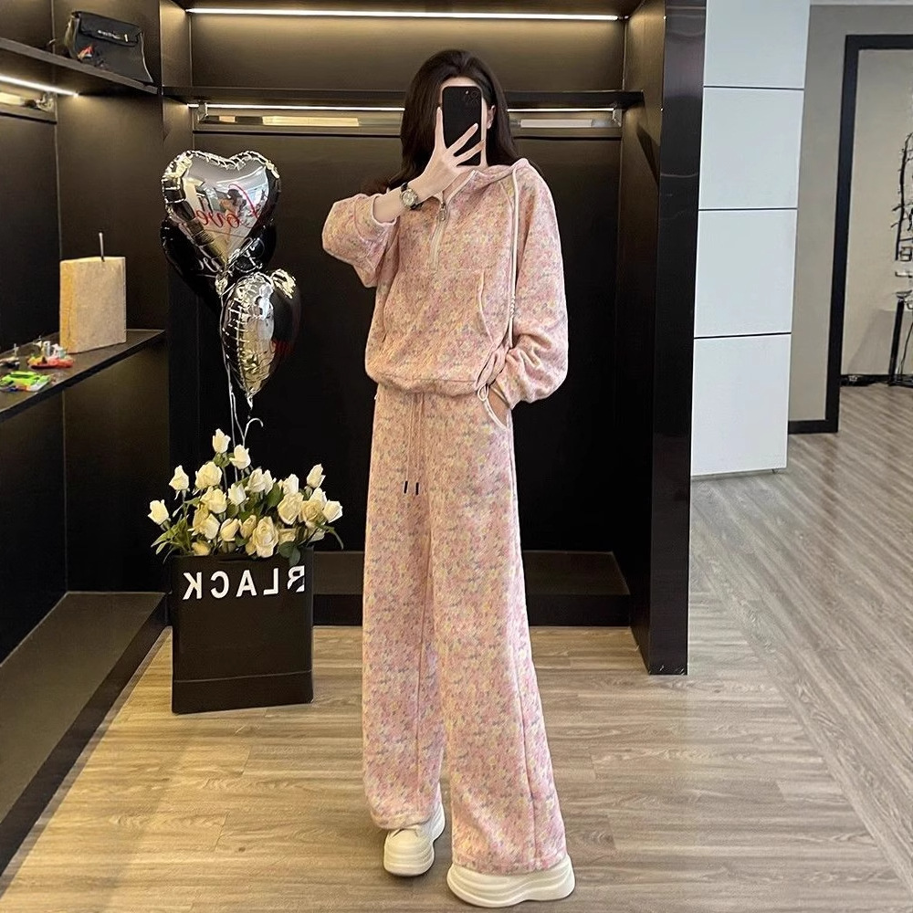 European-Style Casual Sports New Design Stylish Slim-Fit Hooded Sweatshirt and Wide-Leg Pants Two-Piece Floral Set for Women