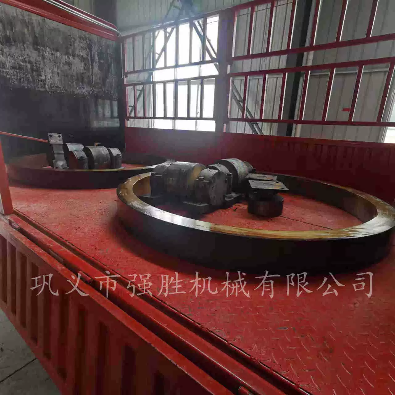 Оптовая продажа аксессуаров для взвешивания всегда лет производства зубчатых колец вращающейся печи, прокатных колес, опорных колес и других аксессуаров.