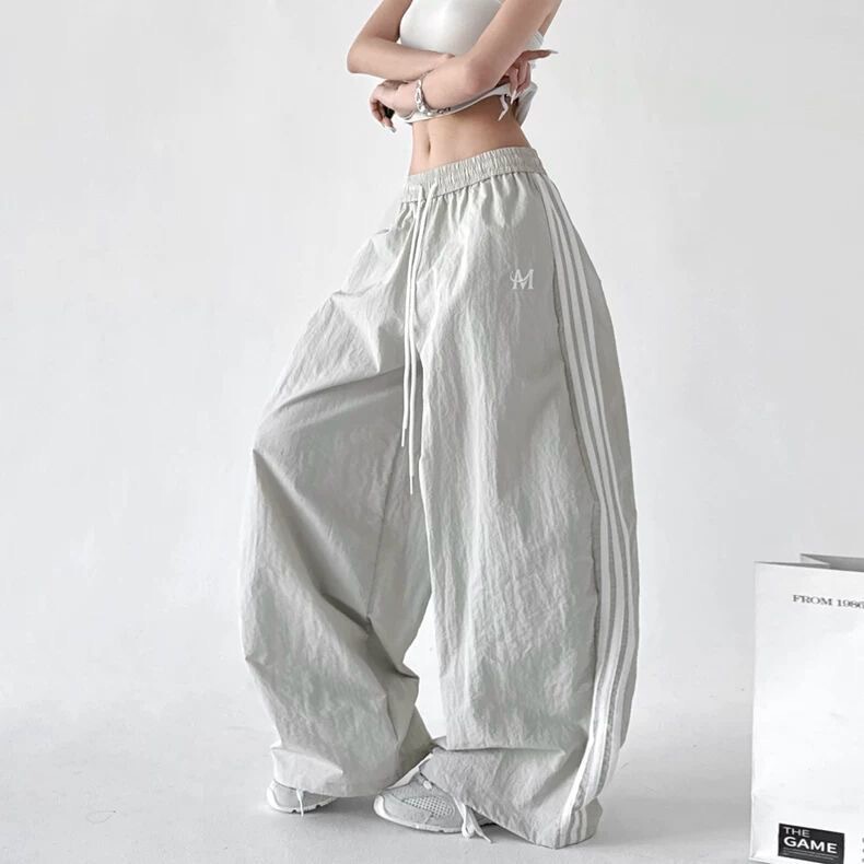 American-Style Hip-Hop Side-Striped Quick-Dry Parachute Jazz Dance Pants for Women, Summer Slimming Wide-Leg Pants That Hide Leg Shape American-Style Hip-Hop Side-Striped Quick-Dry Parachute Jazz Dance Pants for Women, Summer Slimming Wide-Leg Pants That Hide Leg Shape