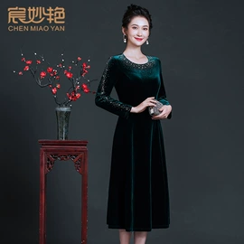 中老年休闲套装;连衣裙;旗袍