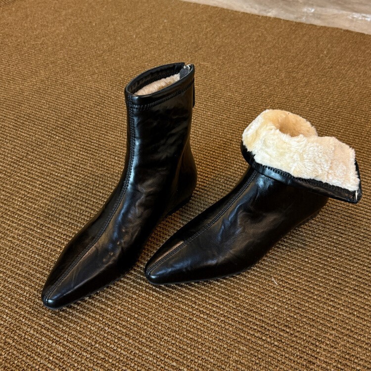 In-Stock, Immediate Dispatch, French Retro Style Height-Increasing Short Boots, 2025 New Model, Super Soft, Elastic, Slimming Boots, Pointed Toe, Flat Sole, Ankle Boots In-Stock, Immediate Dispatch, French Retro Style Height-Increasing Short Boots, 2025 New Model, Super Soft, Elastic, Slimming Boots, Pointed Toe, Flat Sole, Ankle Boots