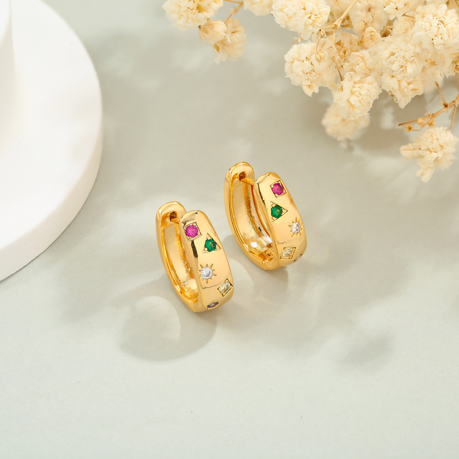 european-and-american-retro-five-pointed-star-color-zirconium-earrings-womens-light-luxury-high-end-autumn-and-winter-fashion-circle-womens-earrings-copper-ear-jewelry european-and-american-retro-five-pointed-star-color-zirconium-earrings-womens-light-luxury-high-end-autumn-and-winter-fashion-circle-womens-earrings-copper-ear-jewelry