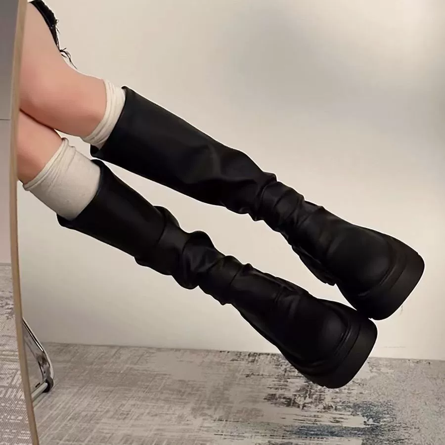 Высокие эластичные сапоги рыцари увеличены