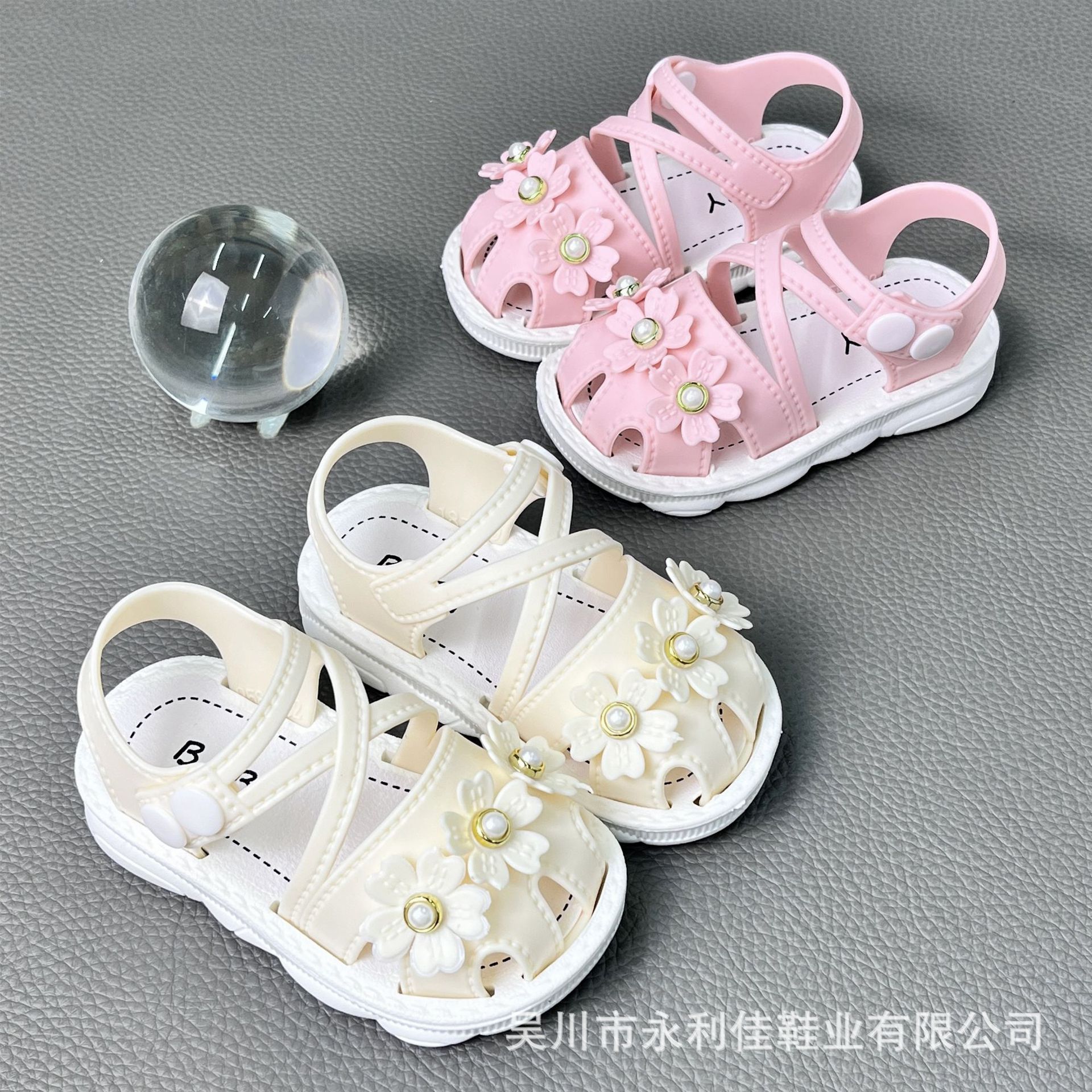 Fuente de fábrica de verano nuevos zapatos para bebés niñas bebés con suela suave zapatos para niños pequeños bebés comercio exterior al por mayor