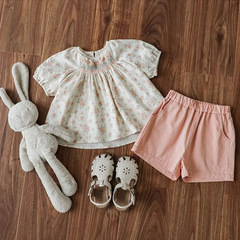 女童小領口娃娃衫2024夏季新款寬鬆短褲彈力袖口寶寶碎花短袖套裝