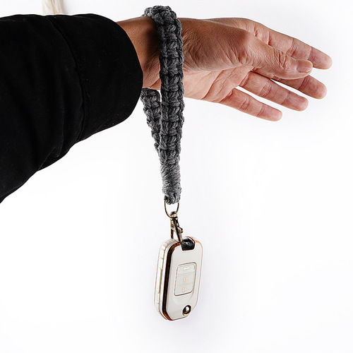 Hand-knitted simple wrist strap key chain pendant INS accessories Amazon bracelet key ring gift gift