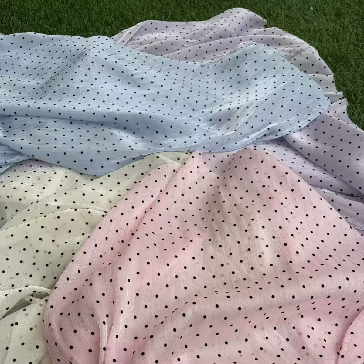 2026春夏新款 法式小波点植绒雪纺面料 连衣裙衬衫专用布源头厂家