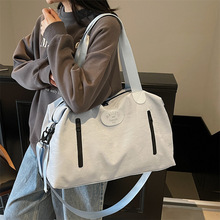 ��������;���а�Ů�p��ͨ��б��������\�ӽ������٤Ӗ�������