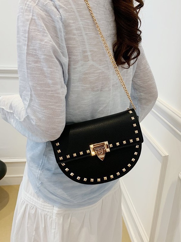 Cross-border 2025 nuevo remaches decoración de color sólido moda multifuncional mochila de hombro con cadenas de bloqueo cinturón de hombro bolsa de sillín
