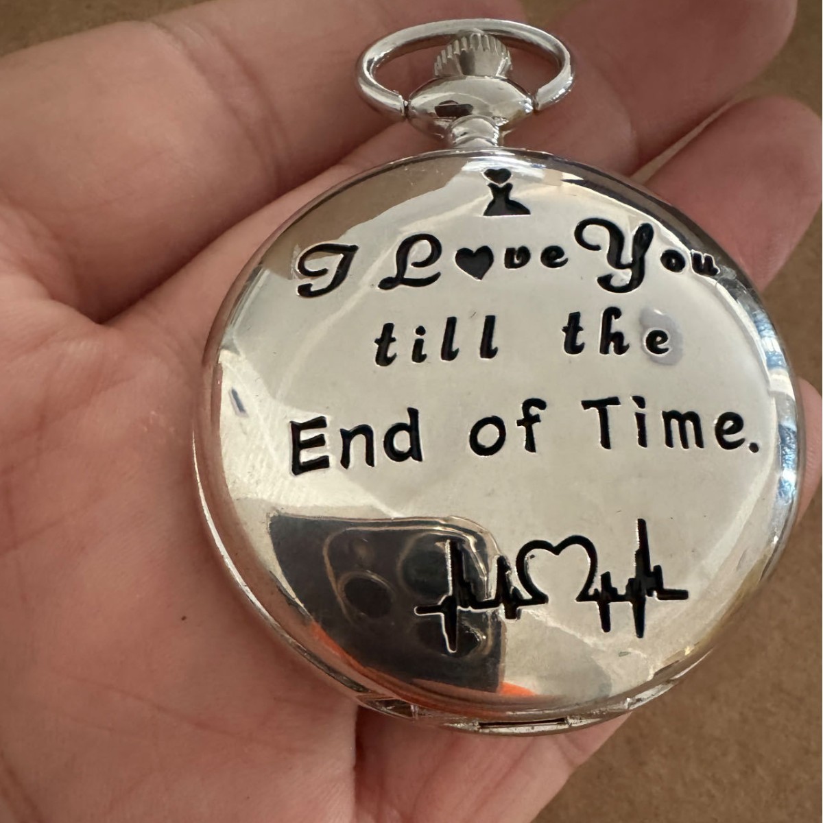 大号爱心银色刻字怀表  I LOVE YOU   till the end of time 石英