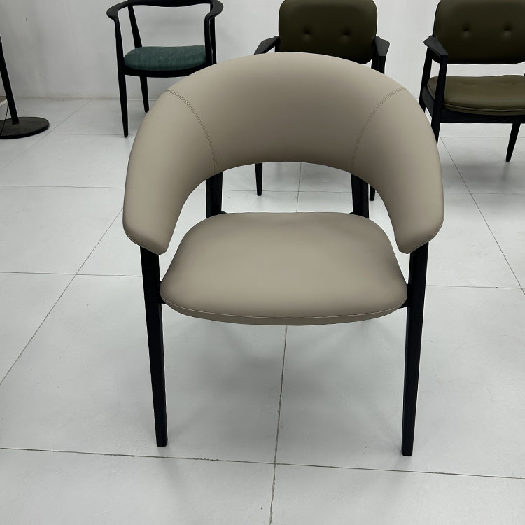 Mesa de comedor de hotel de caja de madera maciza cadena de restaurantes occidentales diseñadores de estilo antiguo asiento de tela de caña