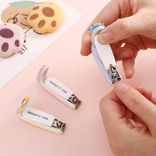 Cute ins style nail clippers mini adult household nail clippers single pack creative cartoon portable nail clippers