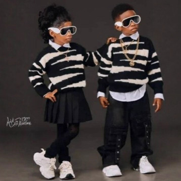 Men's Sweater 2025 Autumn/Winter New Basic Crew Neck Black and White Striped Casual Knit Top Korean Style Loose Fit