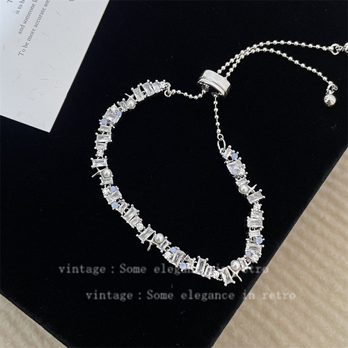 Designer moonlight allure series star bracelet girls ins niche design light luxury bestie bracelet