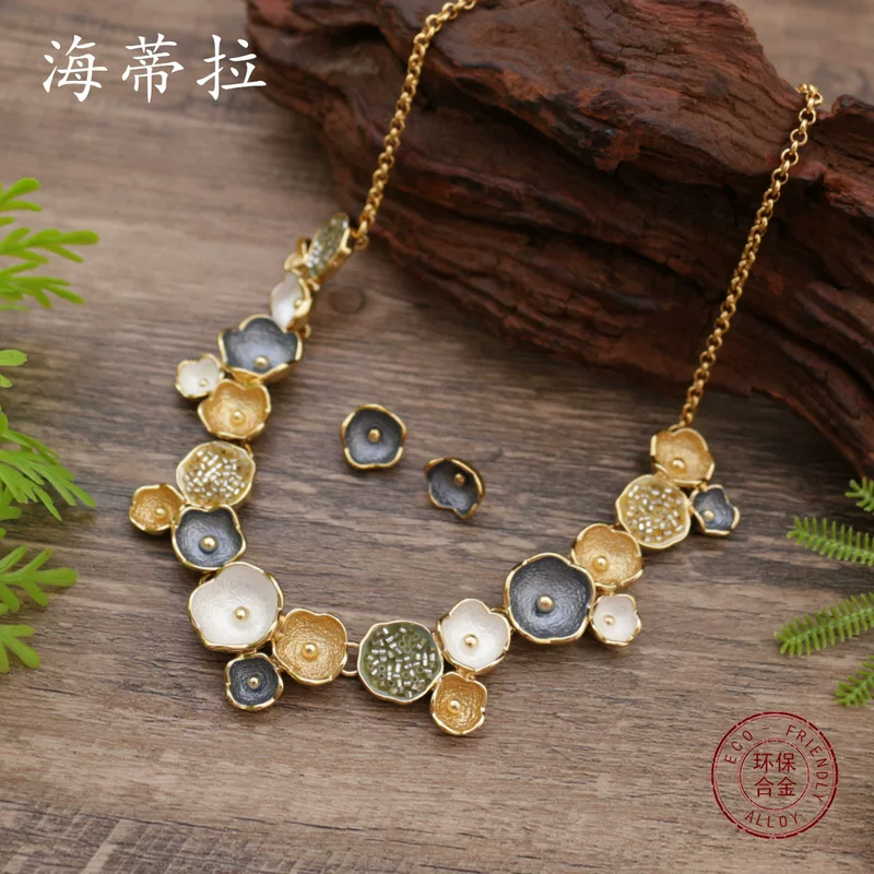 (Cross-border trading), yellow geometric coloring book, earrings, necklace, chain, fashionable universal set, flowered, simple and elegant design