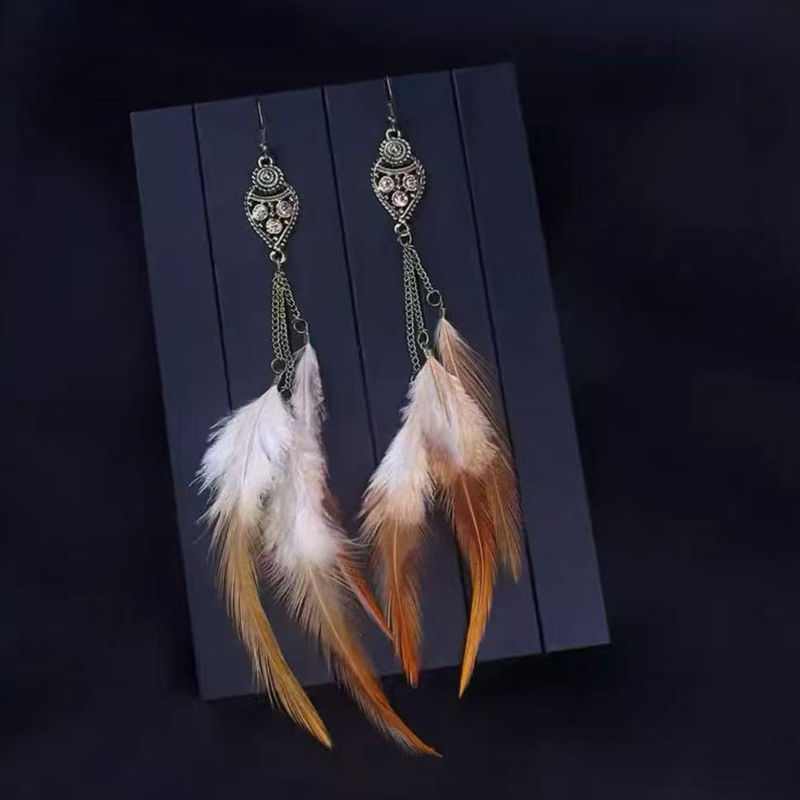 28-Retro Long Feather