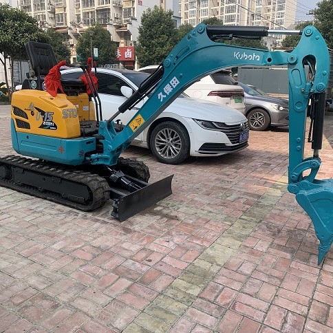 微型15/20挖掘机18钩机大降价   果园挖树坑用迷你挖机