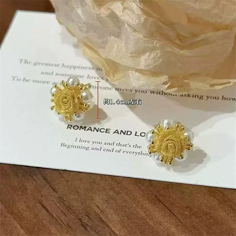 新款法式黄玫瑰珍珠耳钉轻奢小巧日常通勤复古气质高级感精致耳钉