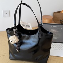 新款简约软皮包包大容量托特包百搭休闲单肩大包大学生装课本