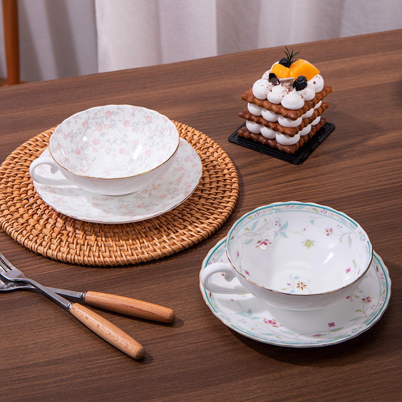 Japanese Gold-Rimmed Small Fresh Ceramic Cup Set Home Afternoon Concentrated Tea Cup Advertising Gift Bone China Coffee Cup and Saucer