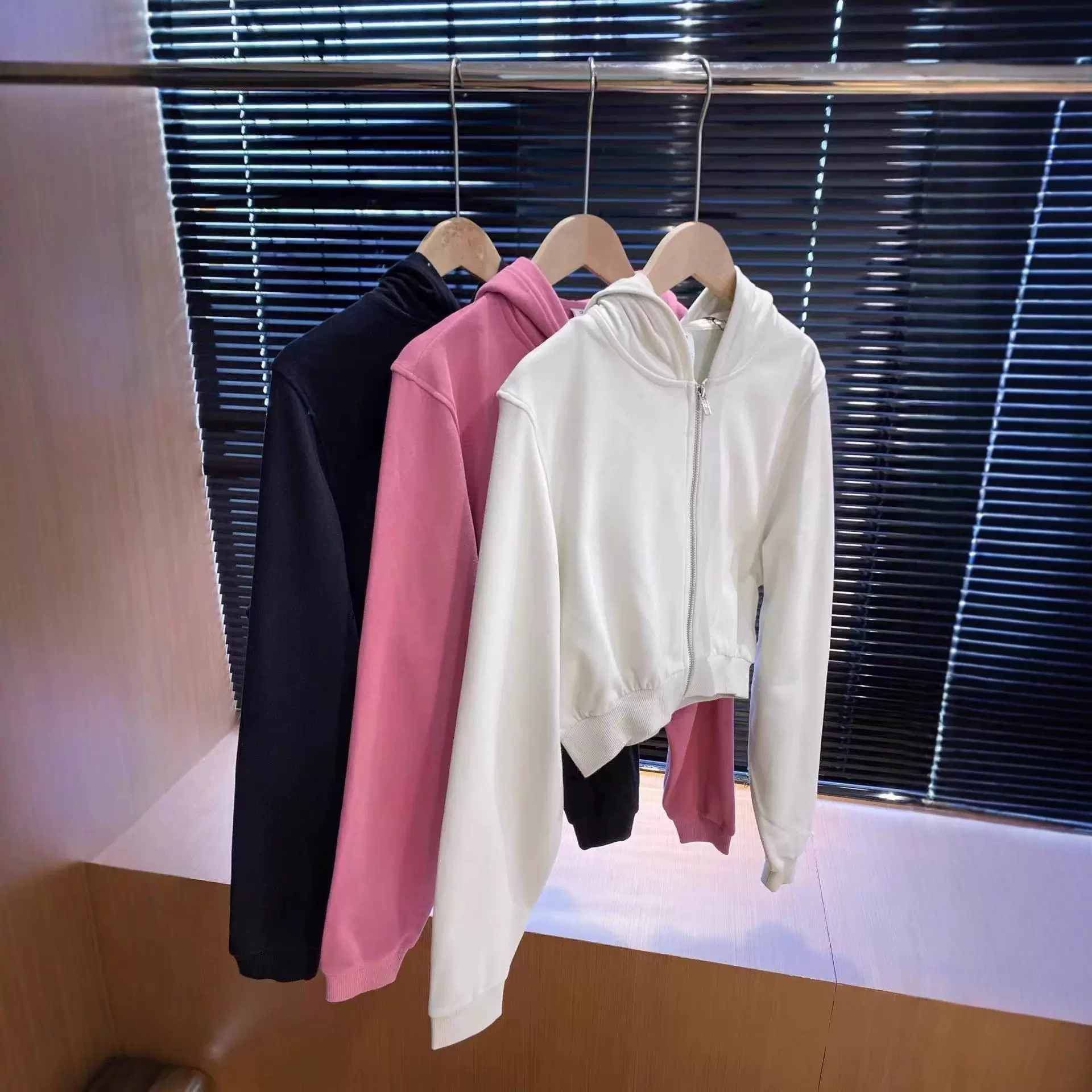 严选休闲女士拉链连帽高腰开衫外套休闲百搭简约