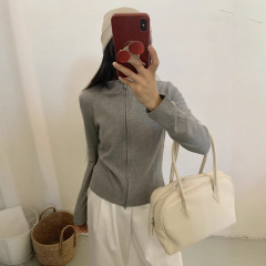 春不晚"线雕显瘦"正肩修身长袖双拉链T 小立领休闲简约短上衣卫衣