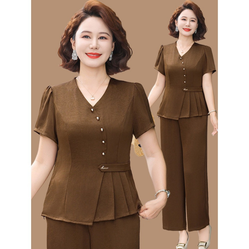 New Chinese-Style Mom Summer Outfit Set, Stylish Blouse 2026 New Model, Middle-Aged and Elderly National Style Short-Sleeve Top Two-Piece Set New Chinese-Style Mom Summer Outfit Set, Stylish Blouse 2026 New Model, Middle-Aged and Elderly National Style Short-Sleeve Top Two-Piece Set