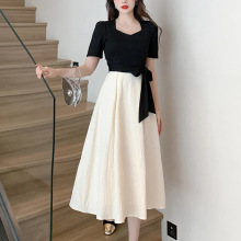 方领连衣裙女装夏季2023新款法式茶歇假两件黑白拼接收腰显瘦裙子