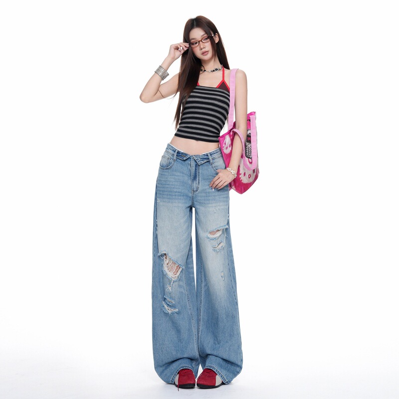 Light blue jeans with a folded waistband and irregular holes, women's 2026 summer new trendy slim-fit versatile style Light blue jeans with a folded waistband and irregular holes, women's 2026 summer new trendy slim-fit versatile style
