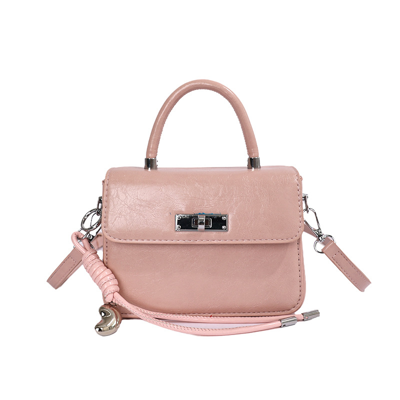 2026 nueva moda de alta sensación bolso bolso pequeño bolso cuadrado de mujer bolso de hombro de estilo extranjero bolso de transporte diario
