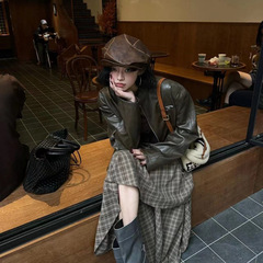 甘いクールな流行の皮のつばをひっくり返して不規則に子供の帽子の女性の春夏の美ラードのベレーの帽子の気質の英倫の八角の帽子を報告します。