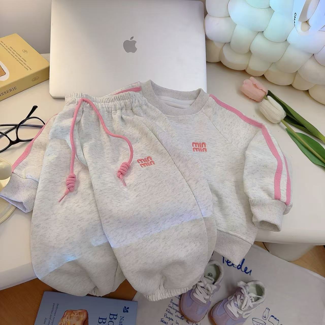 Children's Sweatshirt 2025 Autum New Girls' Suits, Fashionable Spring Fashionable Girls' Sports Kidsren's Clothing Spring and Autum