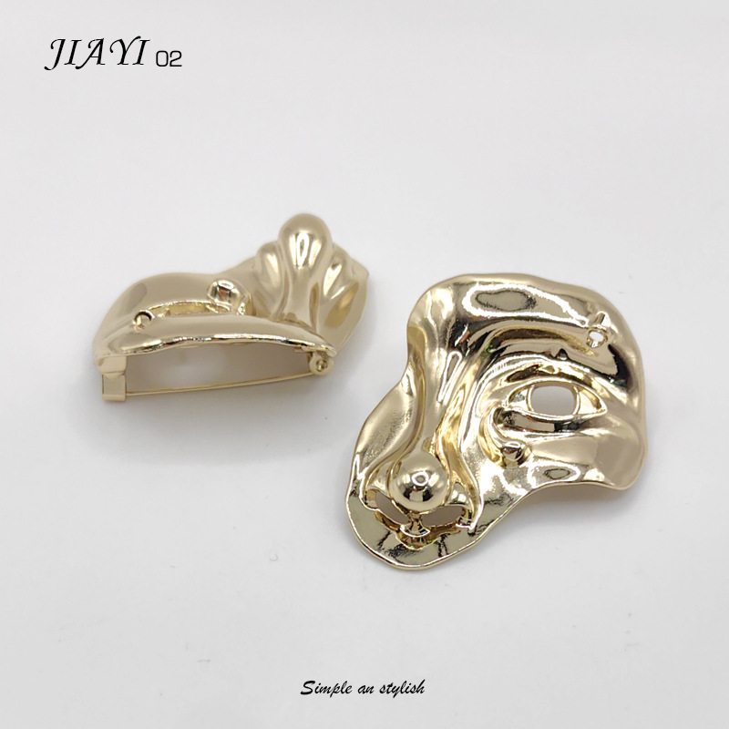 嘉一五金欧美高档复古抽象个性面具半脸造型独特西装马甲胸针