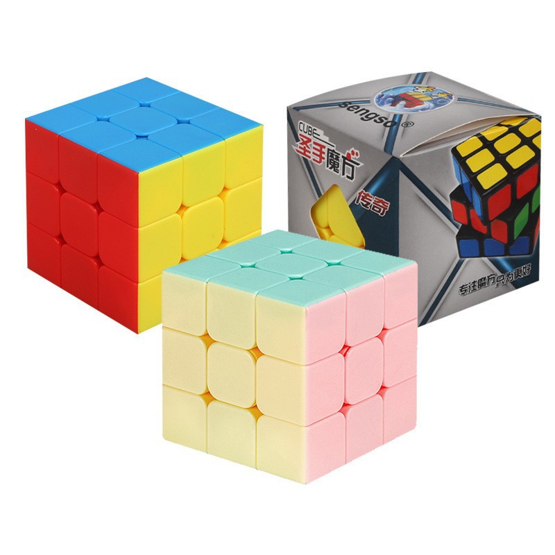 Una caja de macarrones coloridos