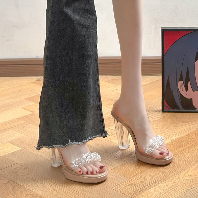 2025 New Summer Style French Rhinestone Transparent Crystal Heel Sandals for Women Summer One-Line Straps High-End Thick Heel Slippers