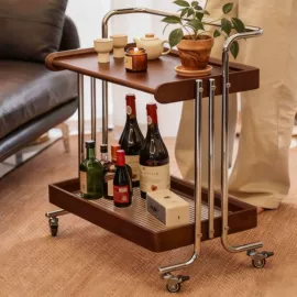 实木床;桌类、茶几;餐椅