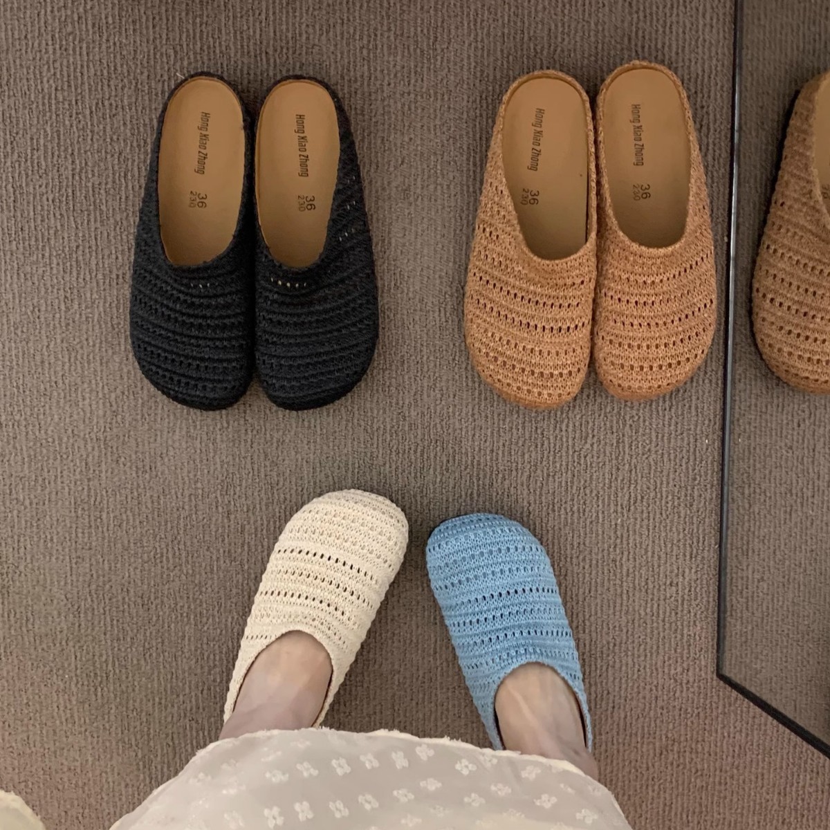 Bohemia Bocken de fondo grueso para las mujeres, 2025 vacaciones de primavera y verano, zapatos de zapato con cabeza y media zapatilla.