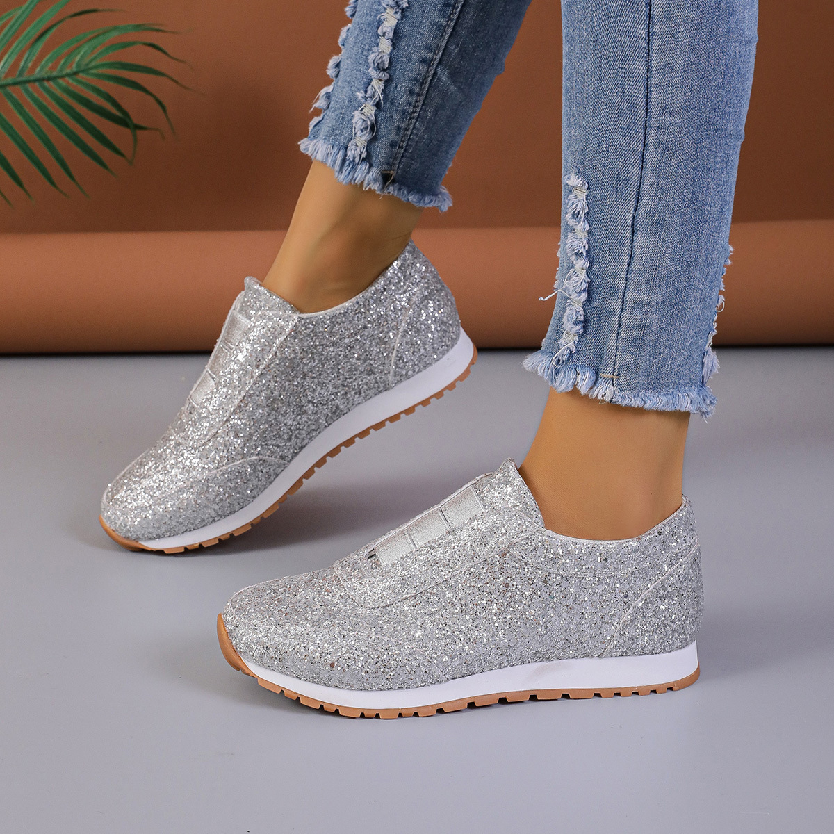 Damenschuhe mit Pailletten und Strasssteinen, elastische Freizeitschuhe mit dicken Sohlen, Fischmaulschuhe_voghion.com