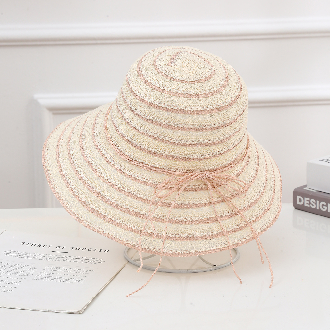 Sombrero de paja con lazo – estilo veraniego, ala ancha, para playa o vacaciones al aire libre