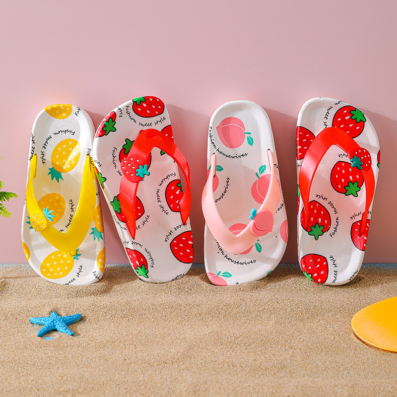 Girls Flip-Flops Summer 2025 New Cute Cartoon Little Girl Boy Non-Slip Soft Bottom Kidsren's Baby Sandals