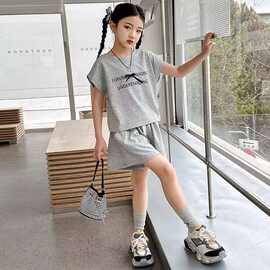 女童套装2025夏季新款短袖时髦洋气公主风两件套韩版百搭运动潮款