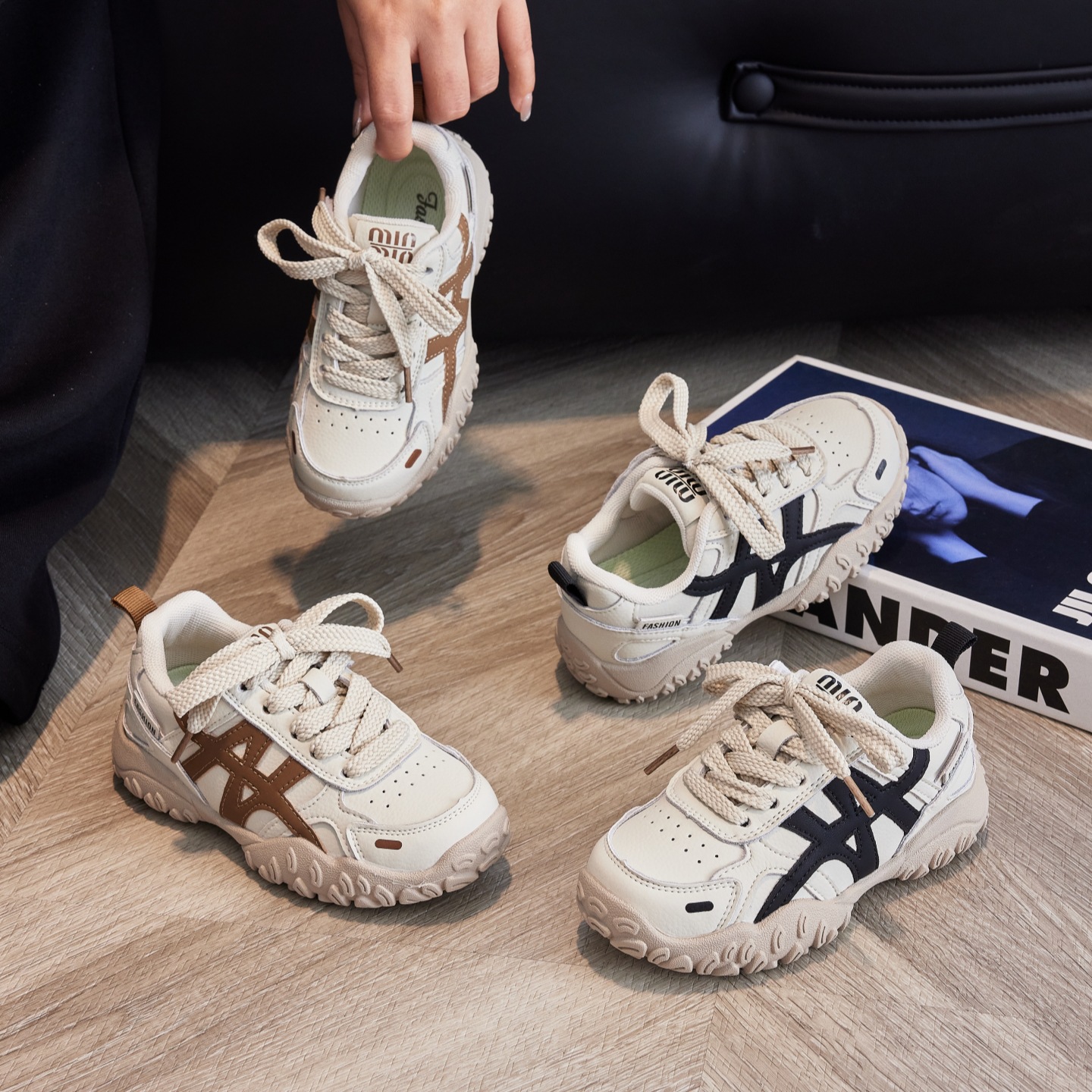 2026 Kidsren's Genuine Leather Sports Shoes, Spring & Fall New Models, Boys' Soft-Soled Retro Casual Shoes, Girls' Lightweight Dad Shoes, Trendy